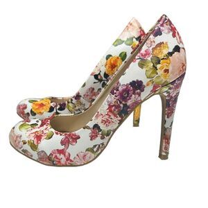 BAMBOO White Floral High Heels with Flowers Closed Toe Pumps Cute Spring Pink